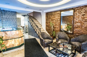 Lass World City Hotel